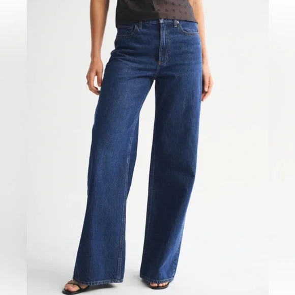 Abercrombie & Fitch Wide Leg Jeans in Dark Blue Denim - Picture 1 of 5
